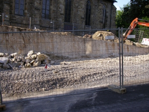 Bauarbeiten vor der Petrikirche